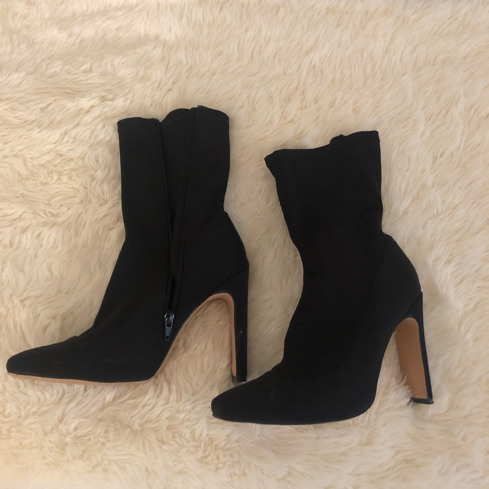 Misguided Sock Booties - Picture 3 of 5